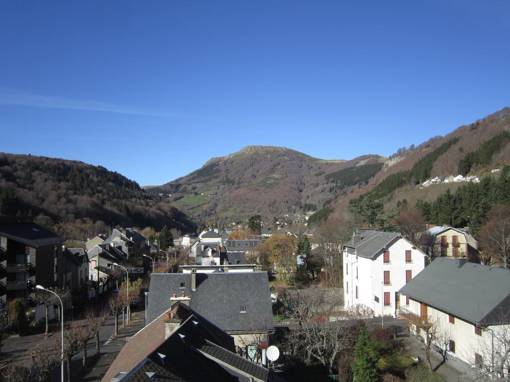 Le Castelet Hotel Le Mont-Dore Exterior photo