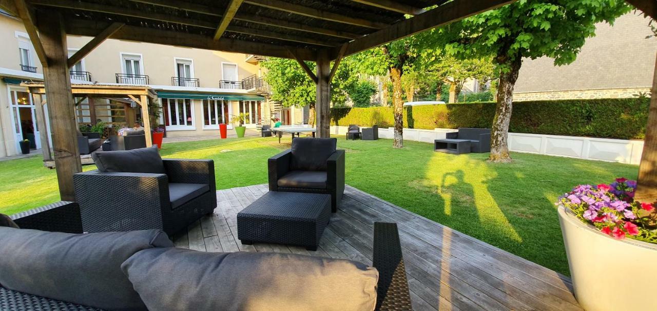 Le Castelet Hotel Le Mont-Dore Exterior photo